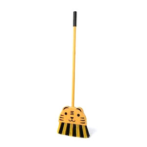Petit Balai Jouet 2